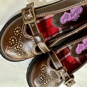 NWOT Tessa Baby Girl Flats/shoes  Infant size 7 Brown Buckle Plaid inside sole